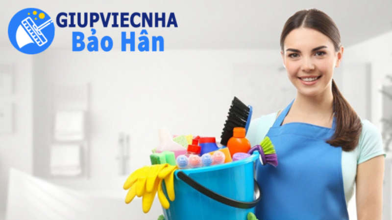 giúp việc nhà ăn ở lại