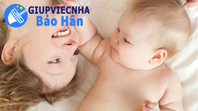 dịch vụ chăm em bé